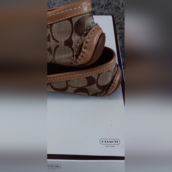 Coach flats - Picture 11 of 16
